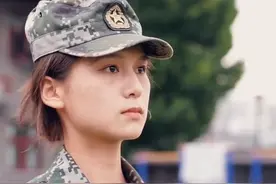 刷屏的军训女教官，回应网友质疑图片