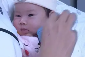 您给宝宝穿对了吗？这份秋季穿衣指南请查收图片