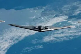 面对F22和B2轰炸机的冲击，我国防空系统能挡住吗？俄说的有道理图片