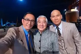 吴启华晒与好友旧照！张家辉脸上泛油光，刘嘉玲妆容精致五官立体图片