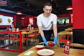 给力！乌鲁木齐这些餐饮店坚持平价经营图片