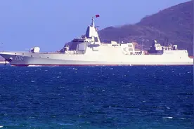 好消息！第5艘055“延安舰”似已服役，国产航母编队即将齐装满员图片