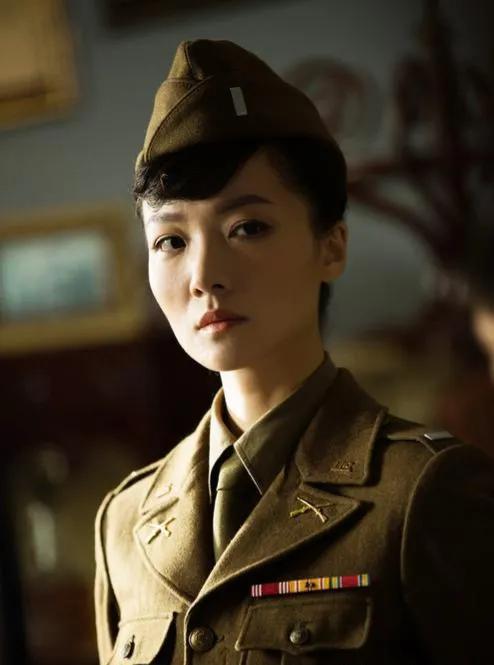 "文艺女神"齐溪的成名史:怼章子怡,热吻张一山,秘恋王传君