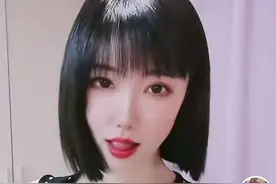 杭州郑女士“吐舌头”引热议，带货人气不足百人，打擦边球获好评图片