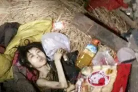 湖北18岁校花怀孕被父母关入地窖，与蛇鼠同住五年，获救时仅60斤图片