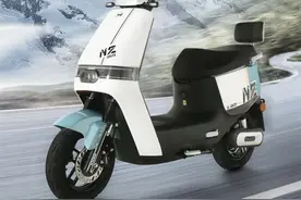 小刀新电动车来袭，搭载35H电机，爬坡力足，大坡度山路也能骑行图片