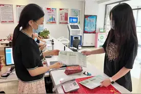 石家庄：人才政策宣传进社区图片