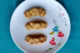 郑州北方西点专业师生手把手教你做酥到心里的玛格丽特饼干图片