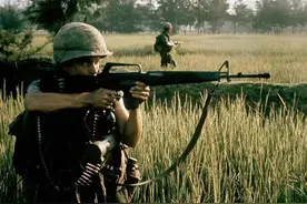 军火档案——AK的死对头M16突击步枪图片