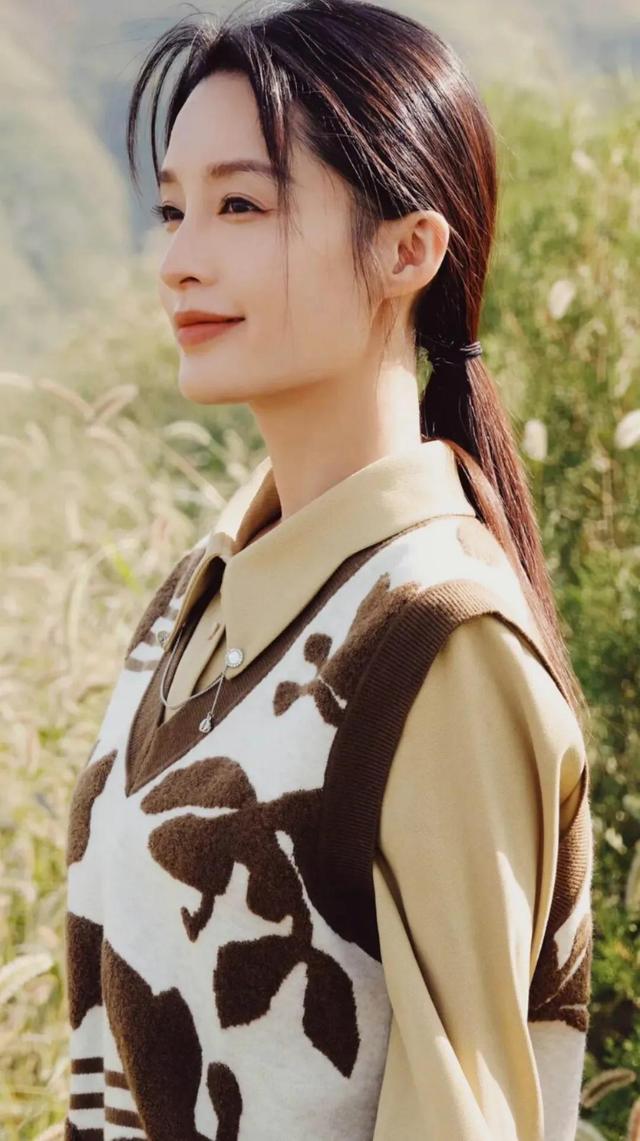 李沁个人资料介绍,李沁 - 凑外百科