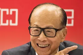 06年著名历法专家，用一句“你亡妻死得惨”，就收了李嘉诚200万图片