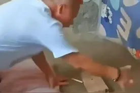 河北孝子弄巧成拙化解悲伤，四次摔碗而不破，把丧事办成喜事图片