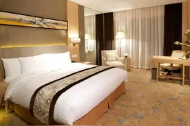 知道吗？入住酒店时，聪明人总要烧壶开水倒入马桶中，有啥讲究图片