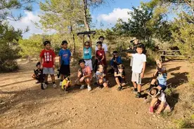 义无反顾移民后，看到国外的带娃方式，她真的崩溃了图片