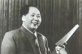 "虎胆枭雄"刘子林:率12人单次俘敌2700之余,创下我军战俘最高纪录图片