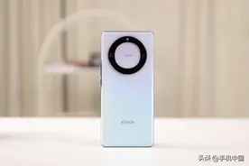 荣耀X40评测：十亿色屏幕 千元档位的高颜值实力派图片