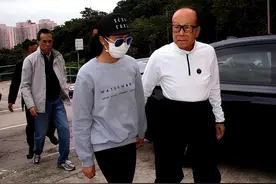李嘉诚第三代接班人正式亮相！一露面便继承700亿财产，被藏22年图片