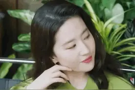 膀大腰圆，脸肥脖子粗？刘亦菲新剧，让多少“流量明星”羞红了脸图片