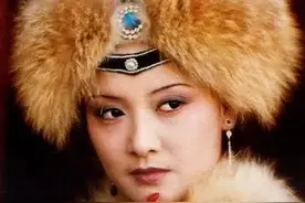 《红楼梦真事隐》第十三回（上）：你是个脂粉队里的英雄图片