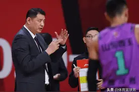 巩晓彬到底在等什么？是在等山东低头，还是丁彦雨航离队图片