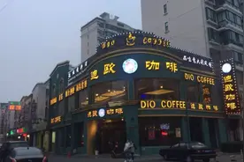 10年前上海，手眼通天的理发店老板娘被带走，终结了她的狂飙岁月图片