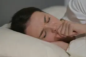 阳康后仍然咳嗽不止喉咙痛，药师介绍三种药含嘴里效果明显图片