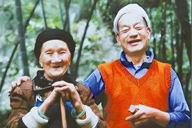 19岁小伙带29岁寡妇私奔，隐居深山50年，凿出6208级天梯图片