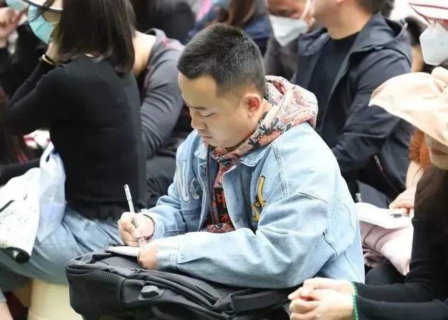 四川省民生研究会新媒体中心-官网