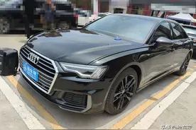 开了两年的奥迪A6L要价33万，买家欣然接受！划算吗？图片