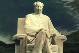 毛主席纪念堂坐像不够威严，专家决定拆除，韩福裕：摆上鲜花试试图片