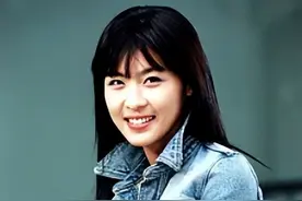 从限制级演员到双料影后，她在成名后捐掉一半家产图片