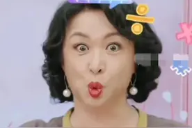 金星怒斥女明星穿深V捂胸有毛病，疑似内涵迪丽热巴，被骂上热搜图片