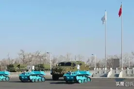 国内第四代军车亮相？外观接近美制JLTV，还有陆战队涂装无人战车图片