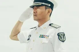 我国的舰长都是什么级别？最高可以到正师级大校，最低少校图片