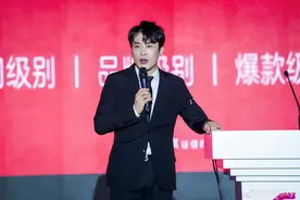 直播一年倒欠公司1900万，辛巴大徒弟赵梦澈，心疼为初瑞雪庆生图片