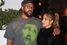 了不起的拉尔萨！花样真多，和乔丹儿子拍写真照，夫妻相十足图片