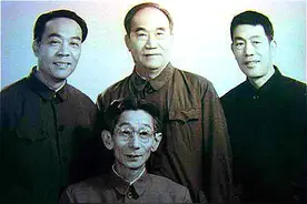 侯宝林和马三立并排就坐，杨少华为何一句话惹马三立不满？图片