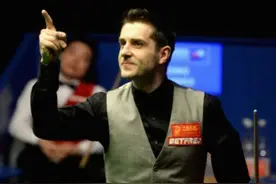 斯诺克界最帅的人-塞尔比，为什么没人喜欢他，还叫他“小丑”？图片