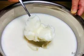 熬猪油，只加盐容易坏！牢记3个技巧，又香又白没腥味，久放不坏图片