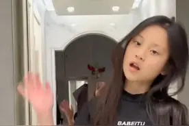 10岁甜馨天生明星范！穿露脐装跳热舞动作不输女团，比李小璐还潮图片
