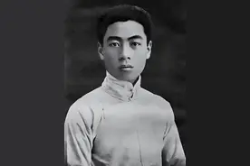 周恩来一生中最著名的一首诗，仅仅4句，激励无数后人！图片