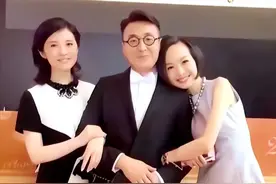 窦文涛：一见钟情初恋女友，窘迫时和两位主持人合租，现仍单身图片