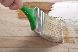 清漆怎么涂刷？讲究可大着呢图片