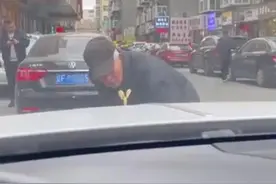 辽宁女子开劳斯莱斯接孩子，遇大爷热心“打假”：这车是高仿的吧图片