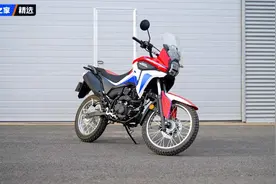 本田CRF190L：2万元开出20万的气场！能代步、能撒欢的快乐车图片
