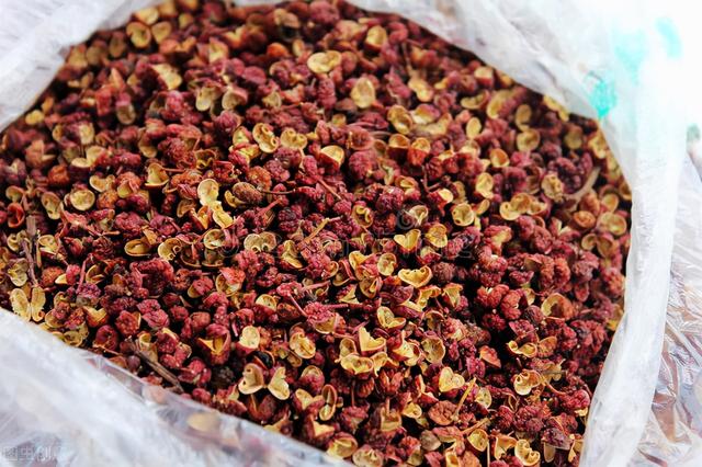 花胶羊肉可以在起炖汤吗 2026年花胶羊肉可以在起炖汤吗