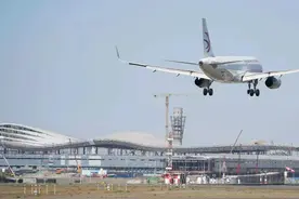 乌鲁木齐地窝堡国际机场T4航站楼图片