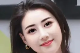 微小说：小区被封后，我和女总经理的幸福日子（一）图片