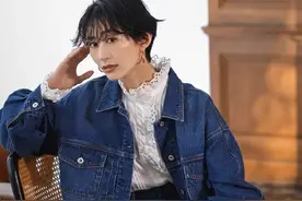 不穿西服，秋天还能穿啥？这4款上衣外套，时髦百搭又显气质图片