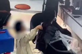 女童剪掉顾客一撮头发，家长赔1万多，网友吵翻了图片